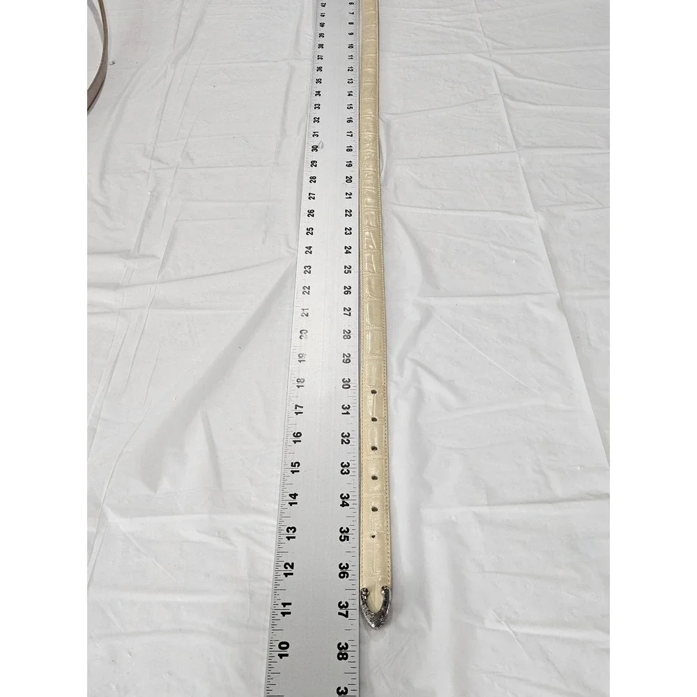 Brighton Cream Croc Embossed Leather Skinny Belt Silver Hardware 32 B10402